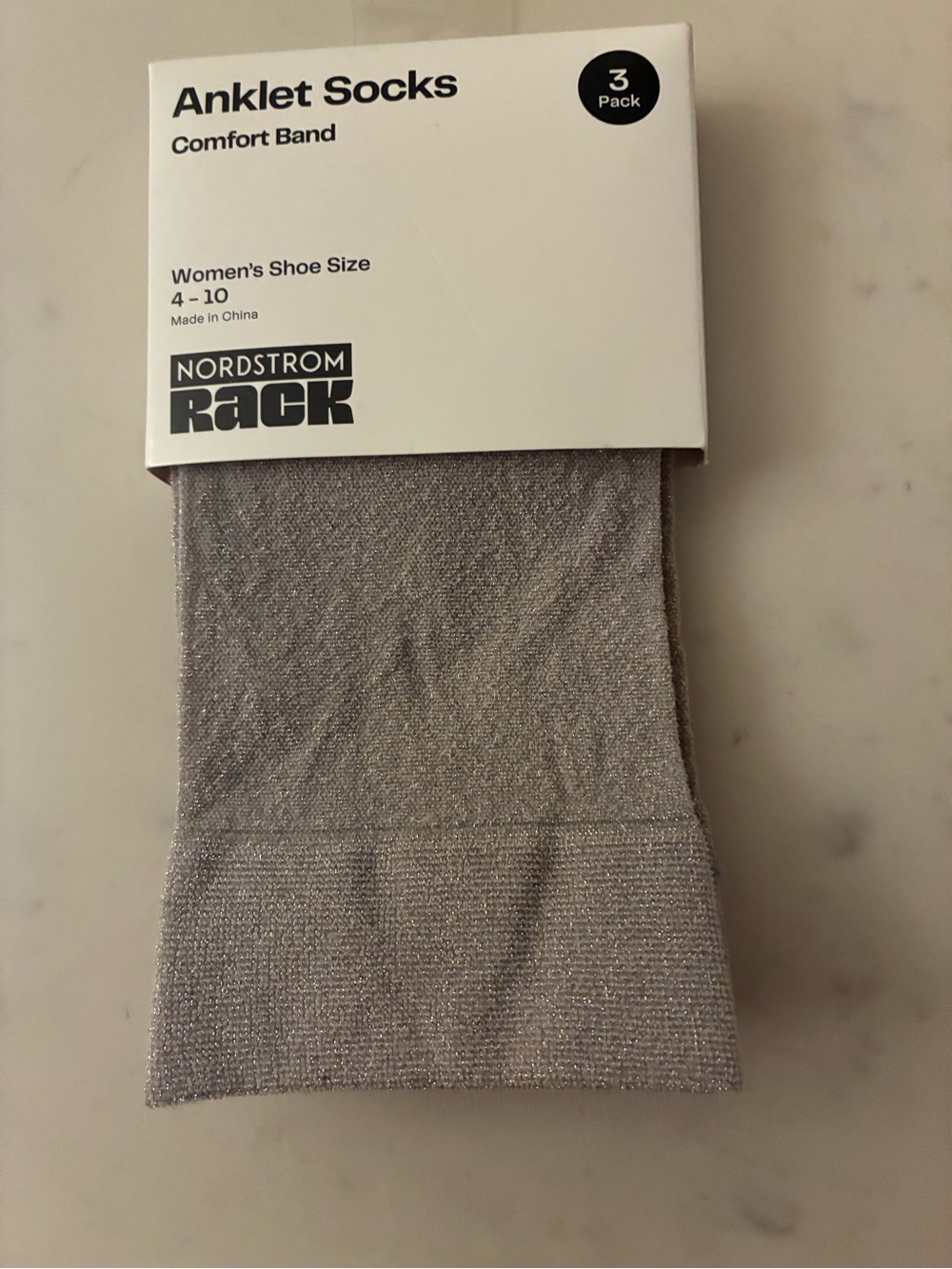 NWT Nordstrom Rack 3-Pack Anklet Socks - Comfort Brand
Size 4-10